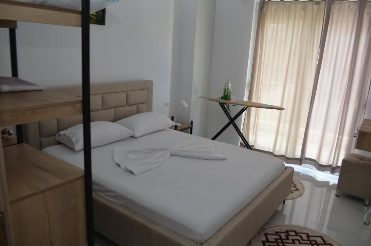 Akil Apartments Saranda Kültér fotó