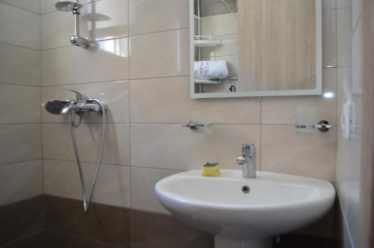 Akil Apartments Saranda Kültér fotó